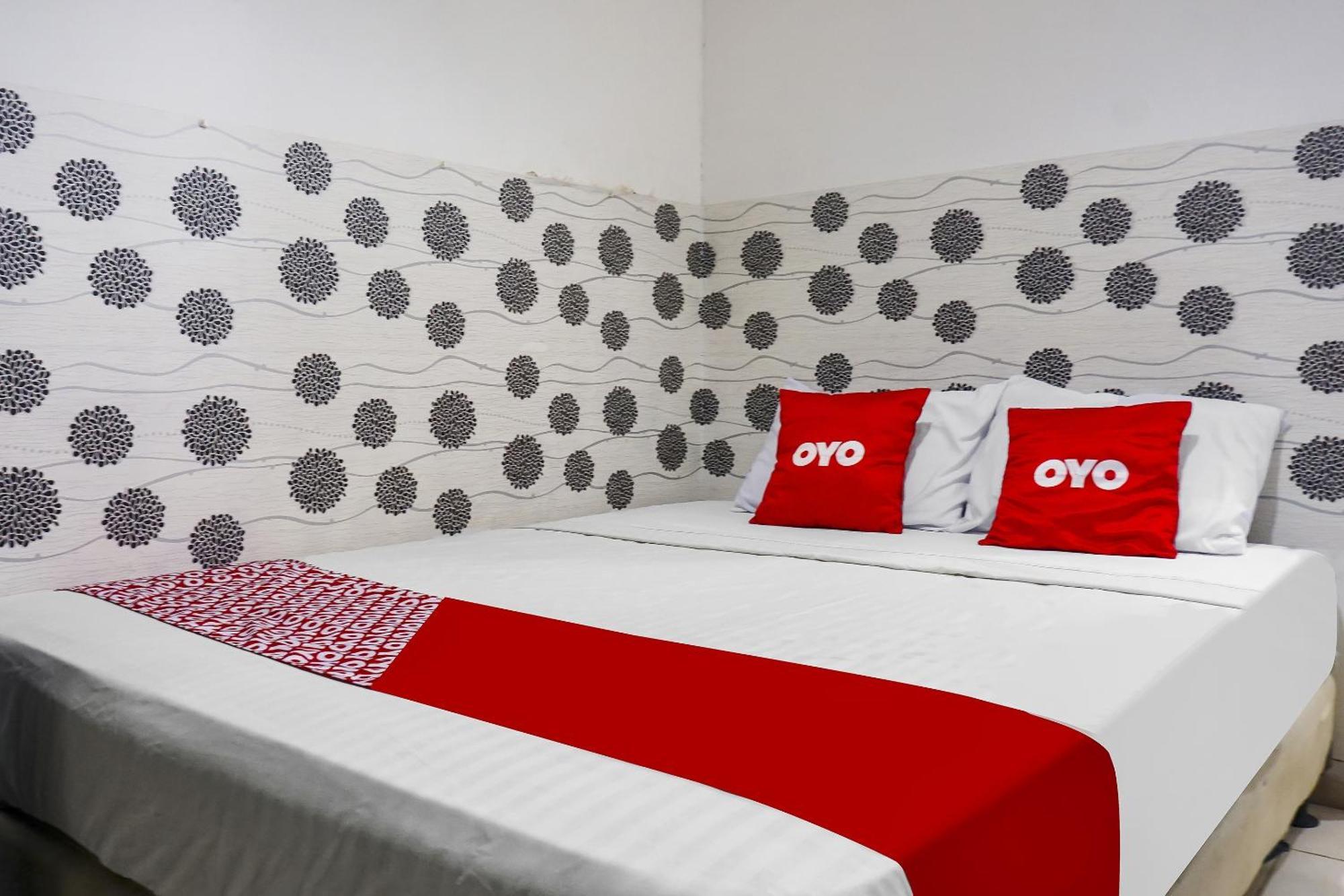 Oyo 91257 Royani Residence Джакарта Экстерьер фото